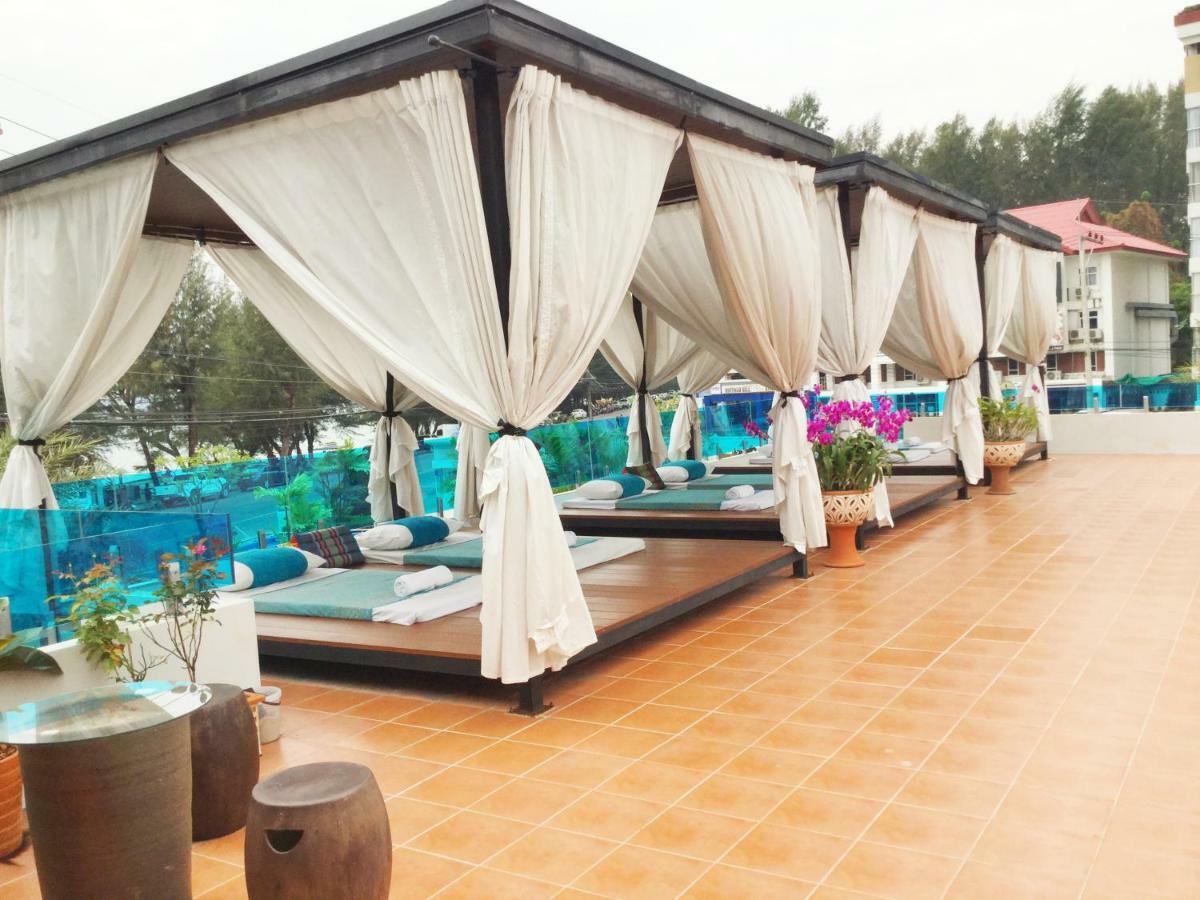 Grand Blue Condominium By Mary Mae Phim Luaran gambar