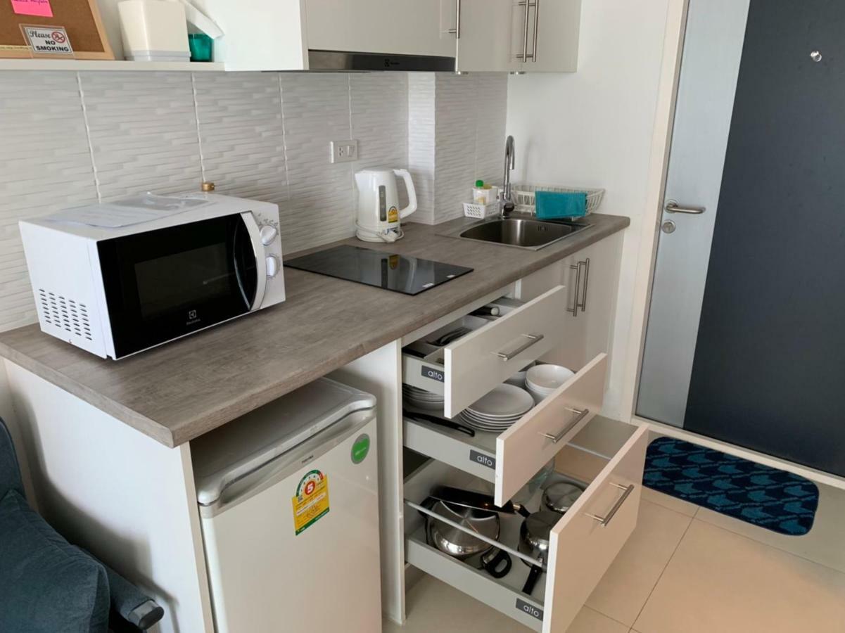 Grand Blue Condominium By Mary Mae Phim Luaran gambar